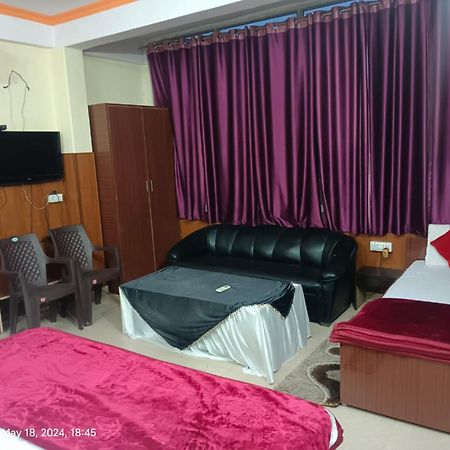 Goroomgo Varanasi Paradise Varanasi - Parking & Restaurant Available - Perfect Location And Comfortable Room Luaran gambar