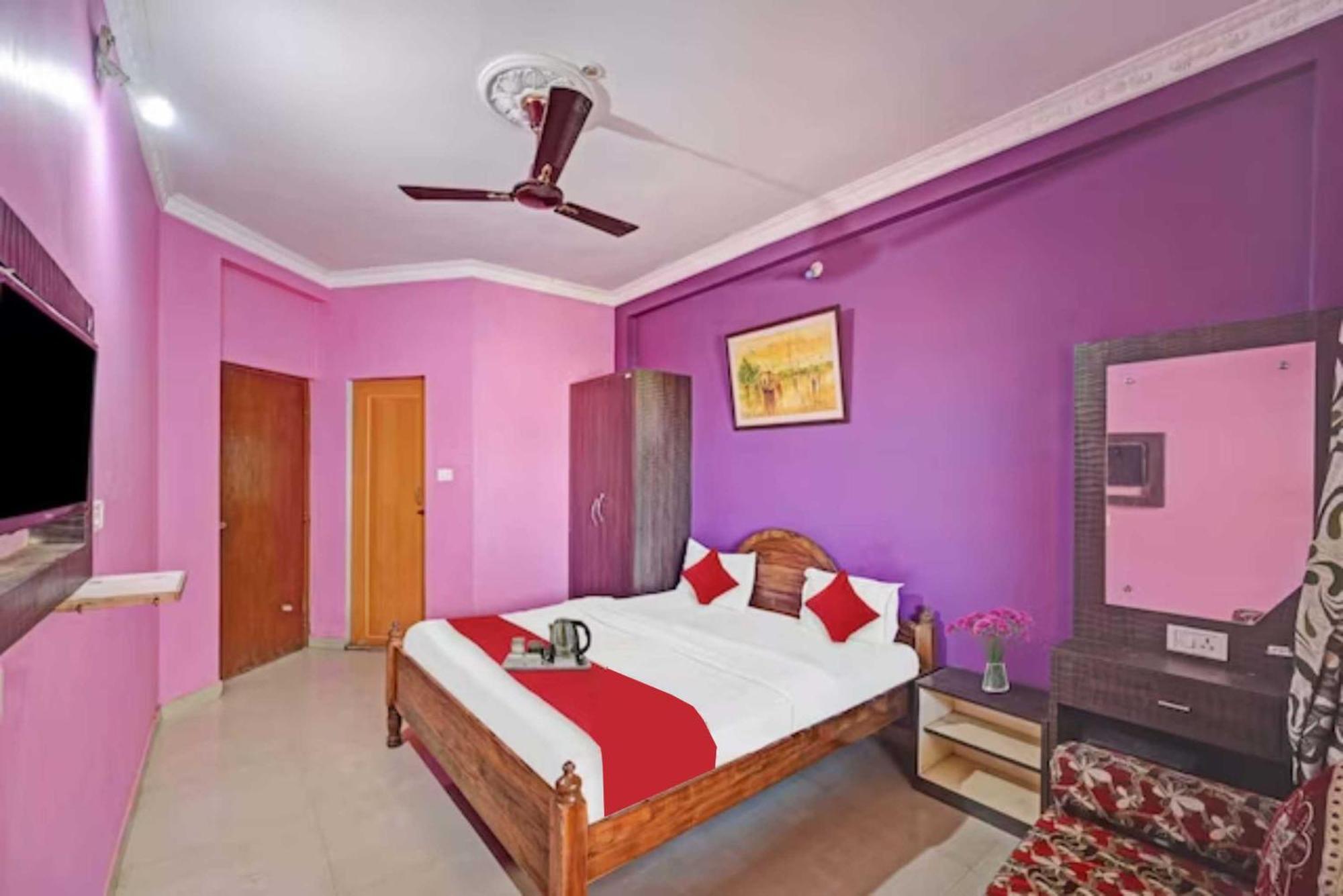 Goroomgo Varanasi Paradise Varanasi - Parking & Restaurant Available - Perfect Location And Comfortable Room Luaran gambar